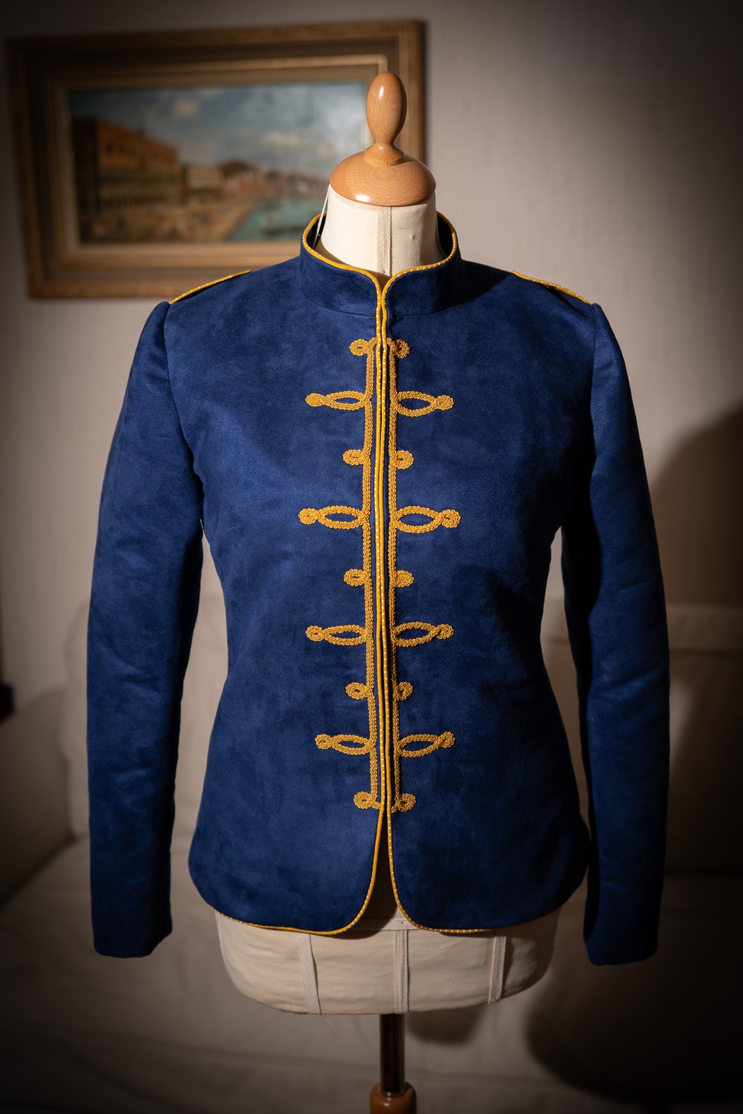 Veste à brandebourgs — face